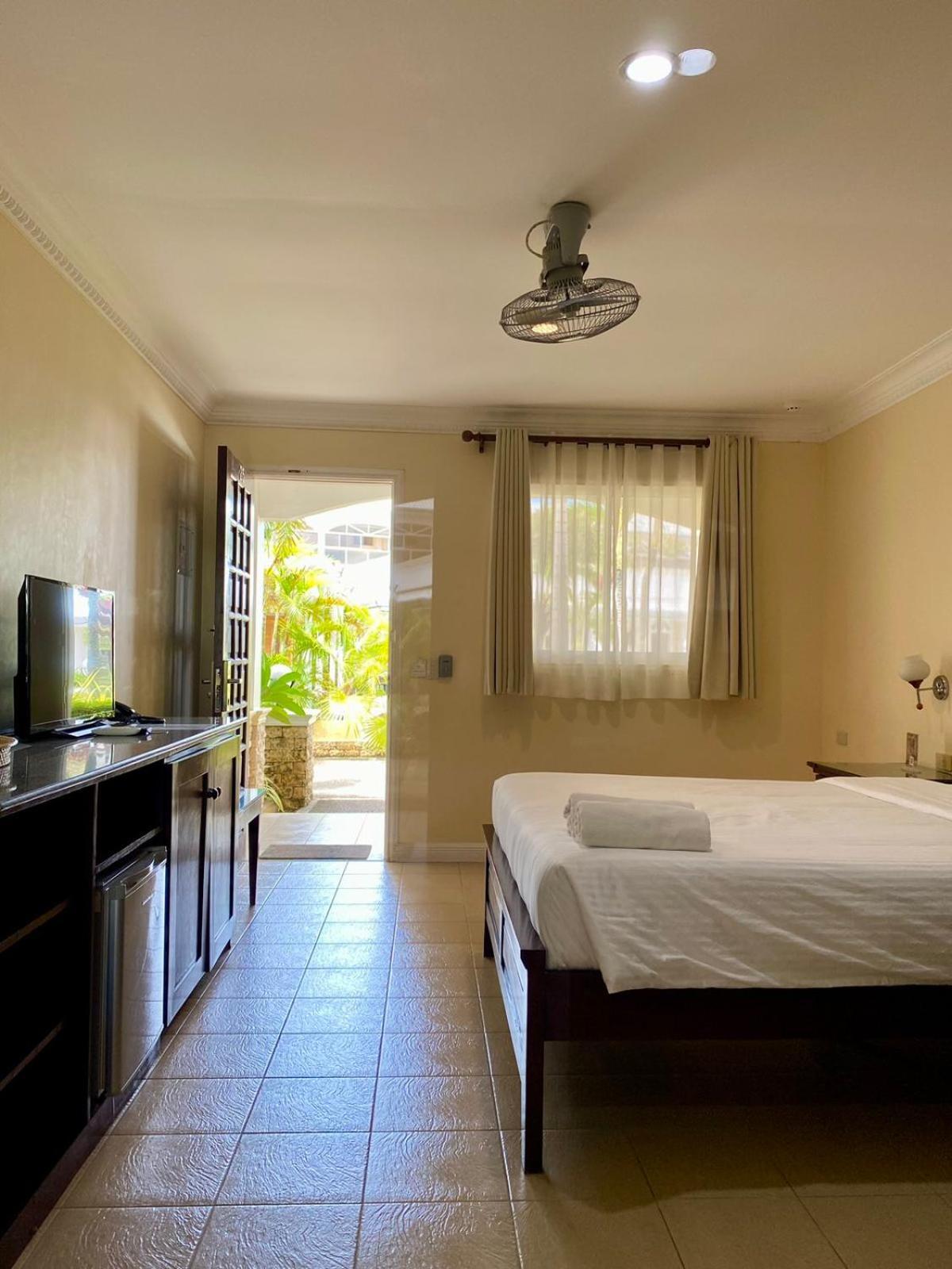 Panglao Regents Park Resort Kültér fotó