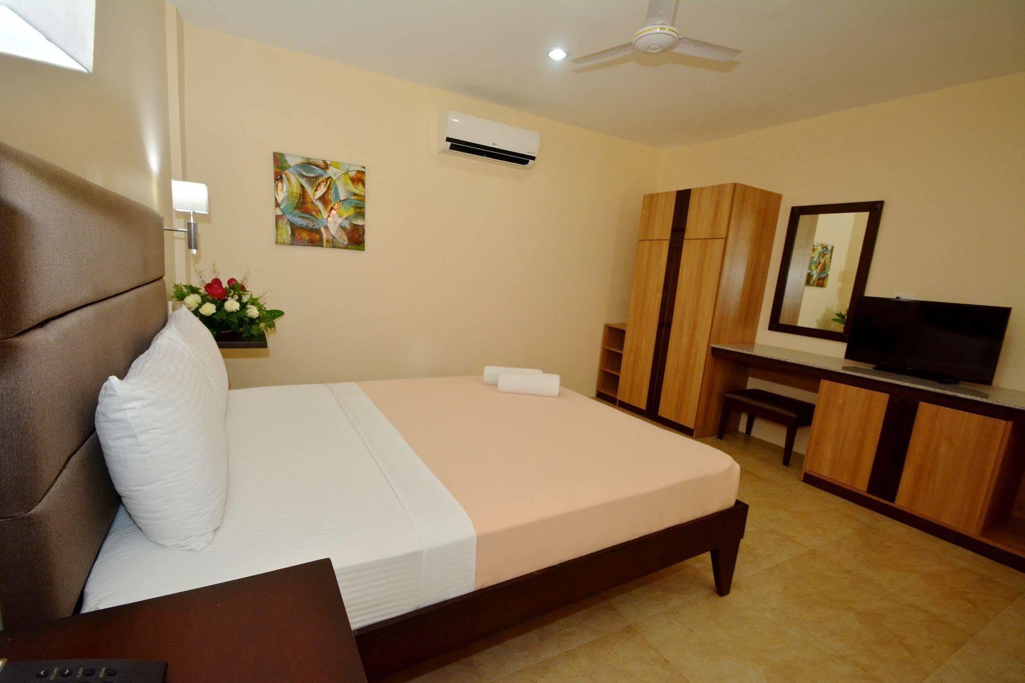 Panglao Regents Park Resort Kültér fotó